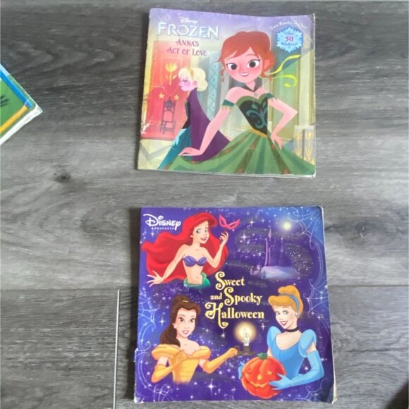 7 Piece Paperback Childrens Picture Book Lot-Fair to Good Condition - Picture 4 of 6